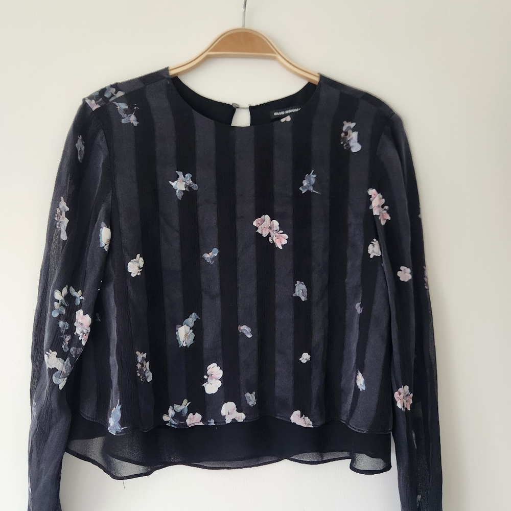 Club Monaco 100% silk blouse